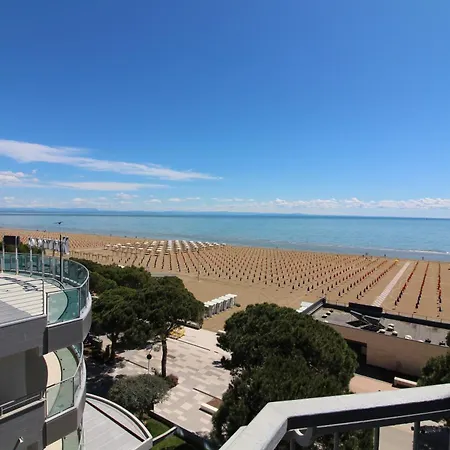 Zattera Lignano Sabbiadoro